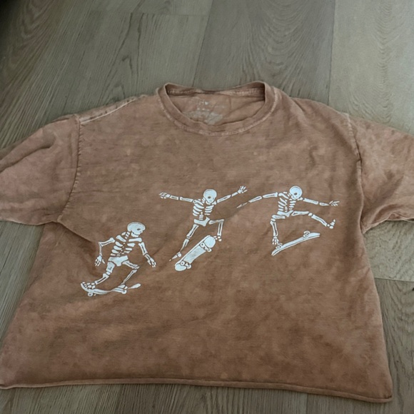 Fifth Sun Tops - Fifth Sun Graphic Tee